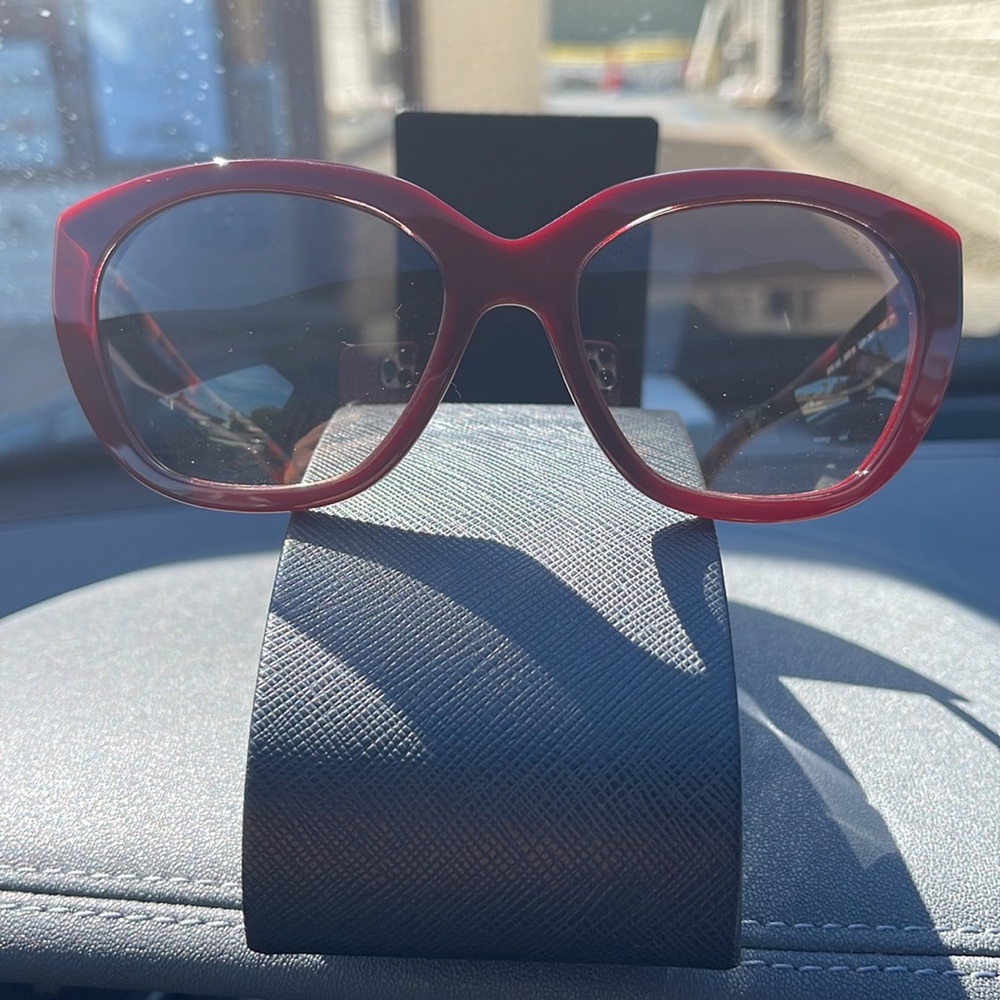 New Prada sunglasses - Picture 4 of 4